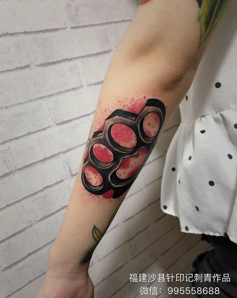 防狼器纹身图片