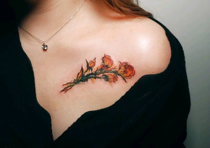 彩色花束，遮盖纹身图片_肩部水彩纹身图案