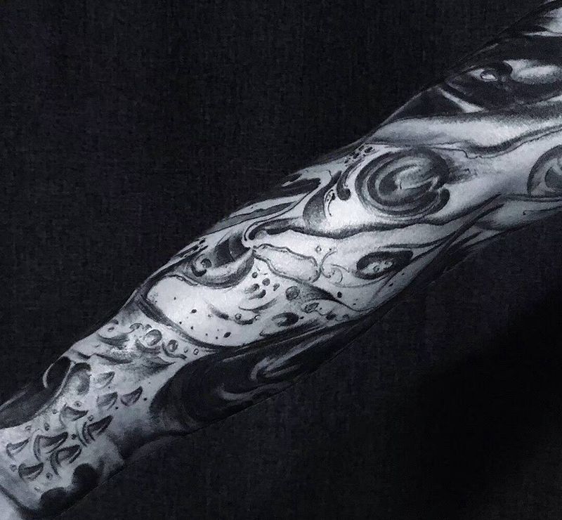 树洞／龍骨纹身图片_手臂手部水墨新概念纹身图案