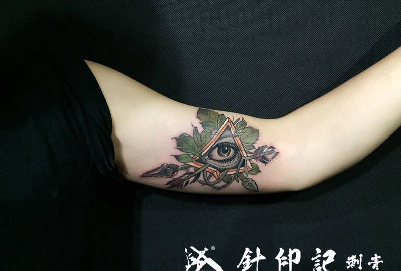 上帝之眼作品纹身图片