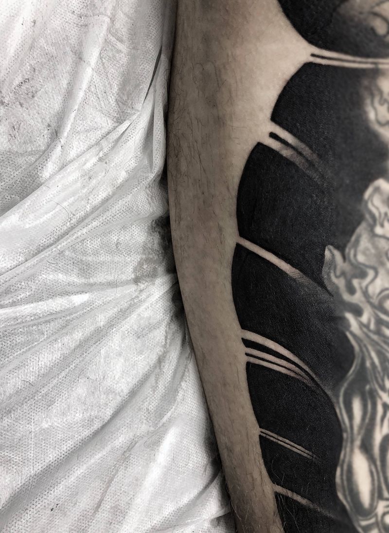 修改纹身图片_臀部老传统纹身图案