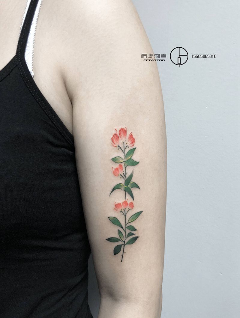 花卉纹身图片_手臂水彩纹身图案