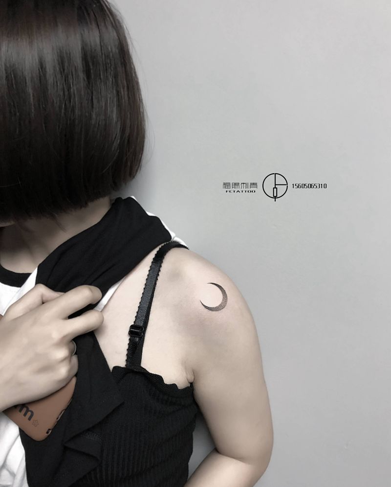 小图纹身图片_手部几何纹身图案