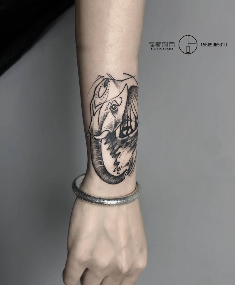 遮盖纹身图片_手臂点刺水墨纹身图案