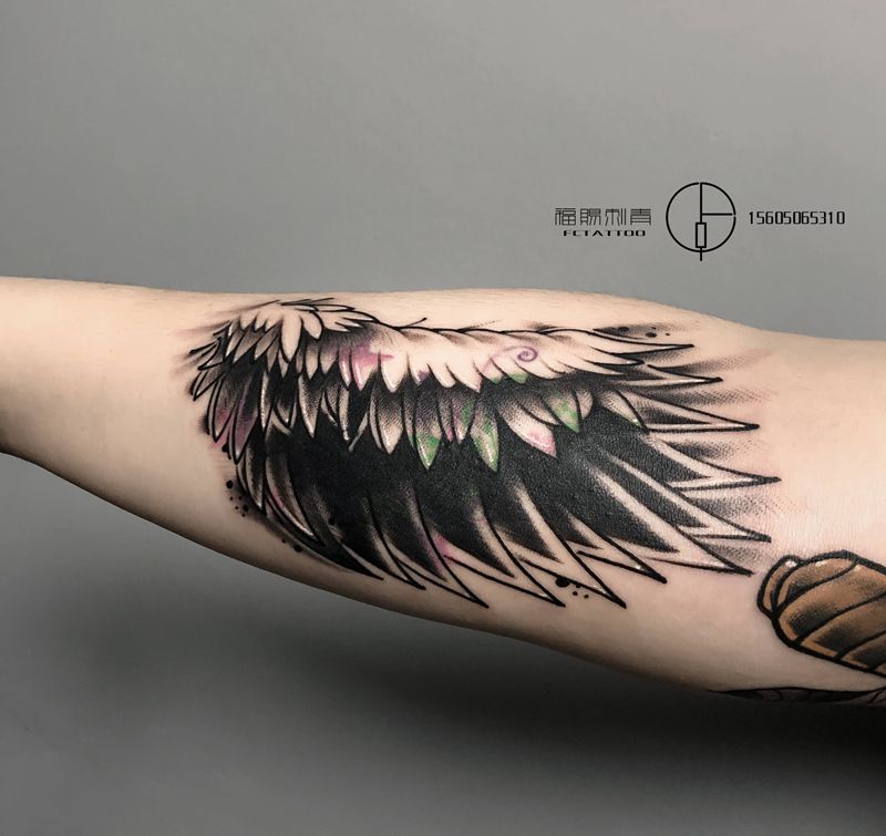 遮盖纹身图片_手臂手部水墨点刺纹身图案