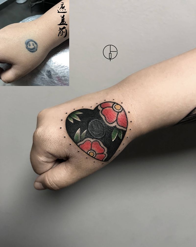 遮盖纹身图片_手臂手部Old School纹身图案