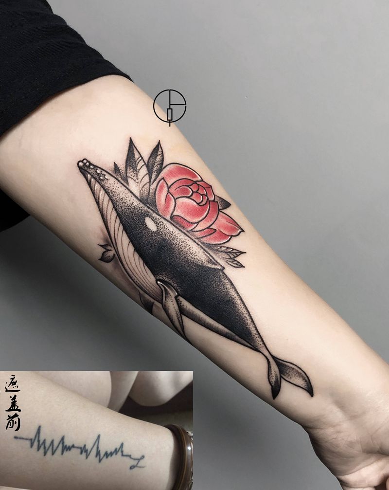 遮盖纹身图片_手臂手部点刺Old School鲸鱼纹身图案