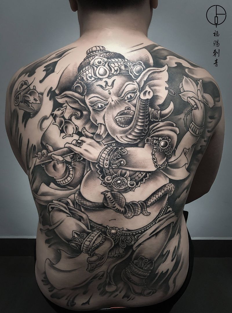 象神纹身图片_背部新传统老传统纹身图案
