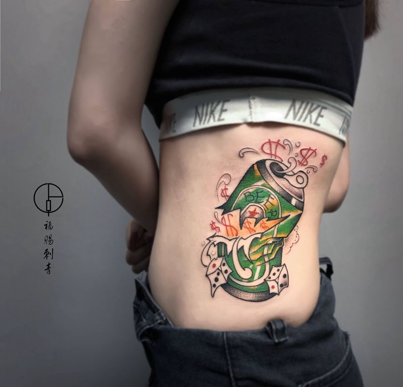 酒瓶纹身图片_腰部腹部New SchoolOld School纹身图案
