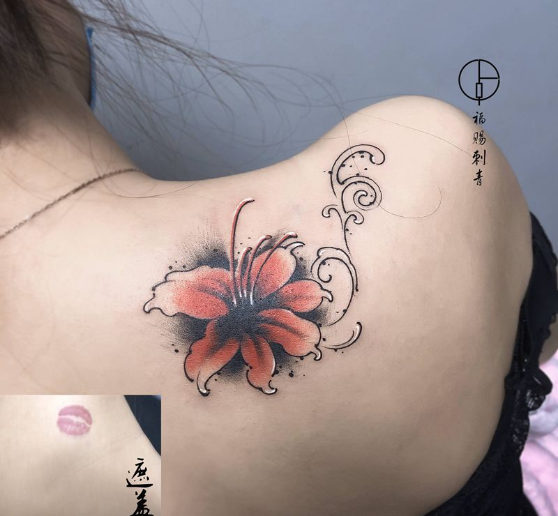 遮盖纹身图片_背部肩部新传统水墨纹身图案