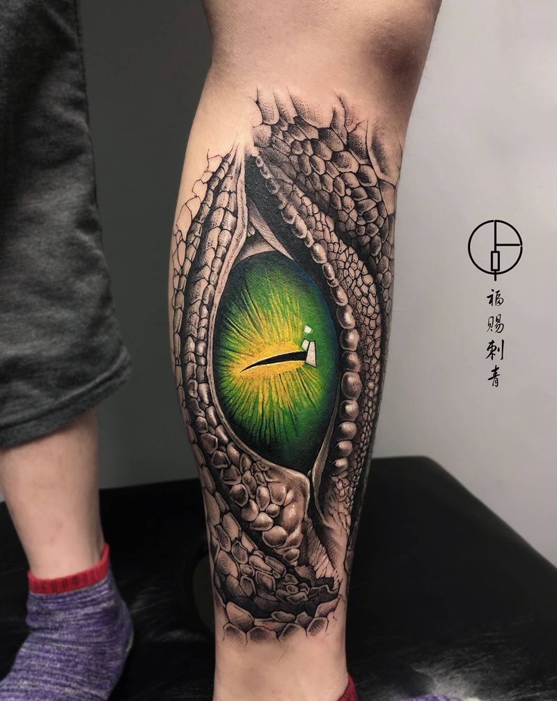 兽眼纹身图片_腿部脚部欧美写实新传统纹身图案