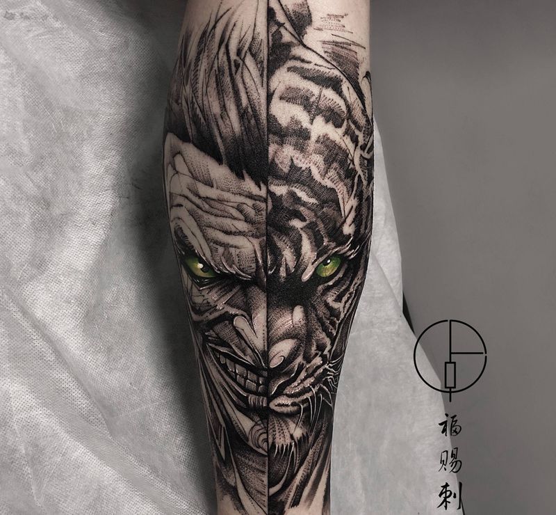 凝视纹身图片_腿部脚部点刺欧美写实纹身图案