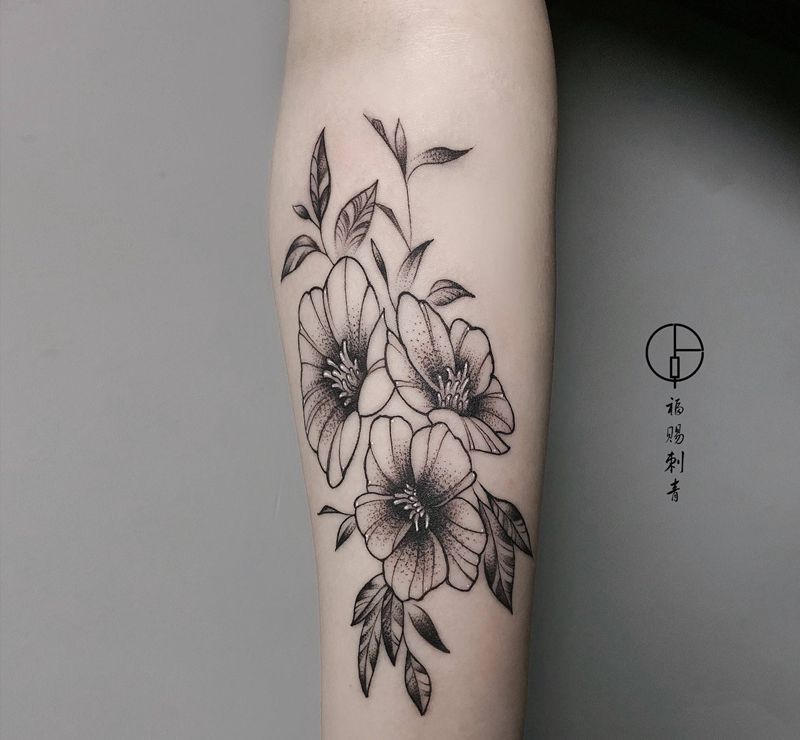 花卉纹身图片_手部手臂点刺几何纹身图案