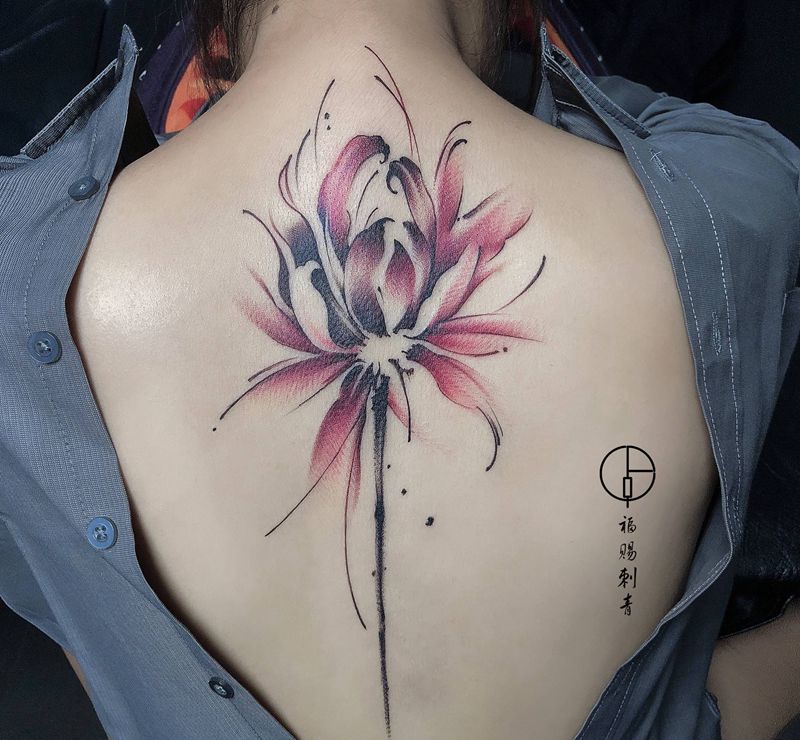 彼岸花纹身图片_背部腹部点刺水墨纹身图案