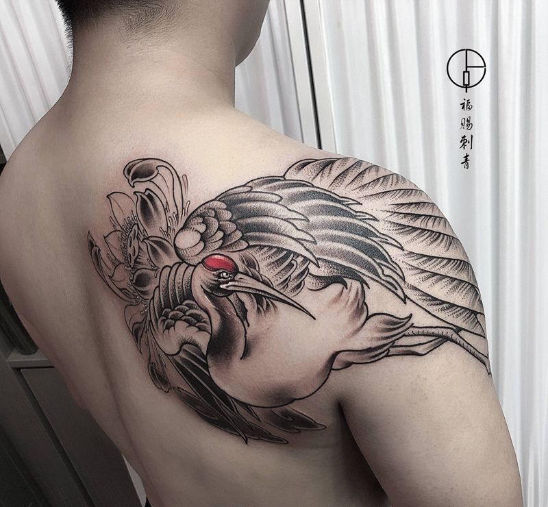 仙鹤纹身图片_背部肩部老传统新传统纹身图案
