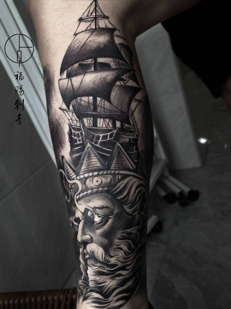 海神纹身图片_腿部脚部欧美写实纹身图案