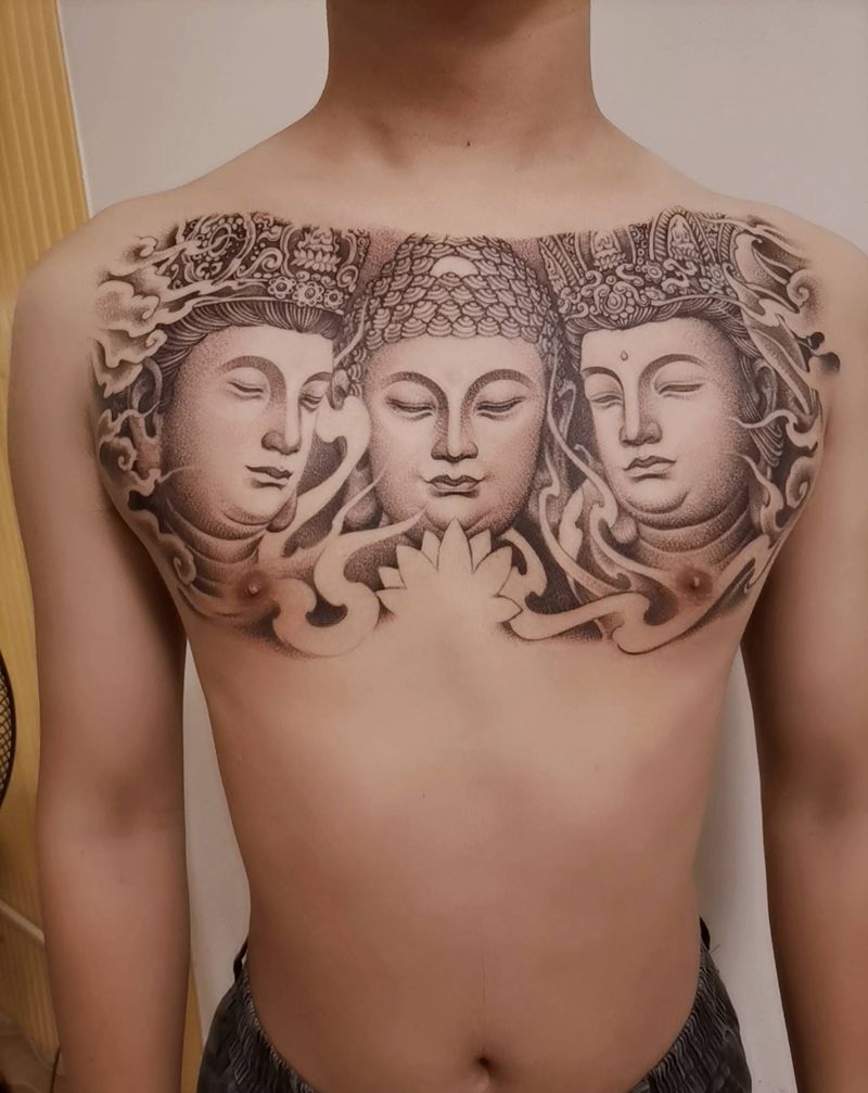 三佛花胸纹身图片_胸部新传统纹身图案