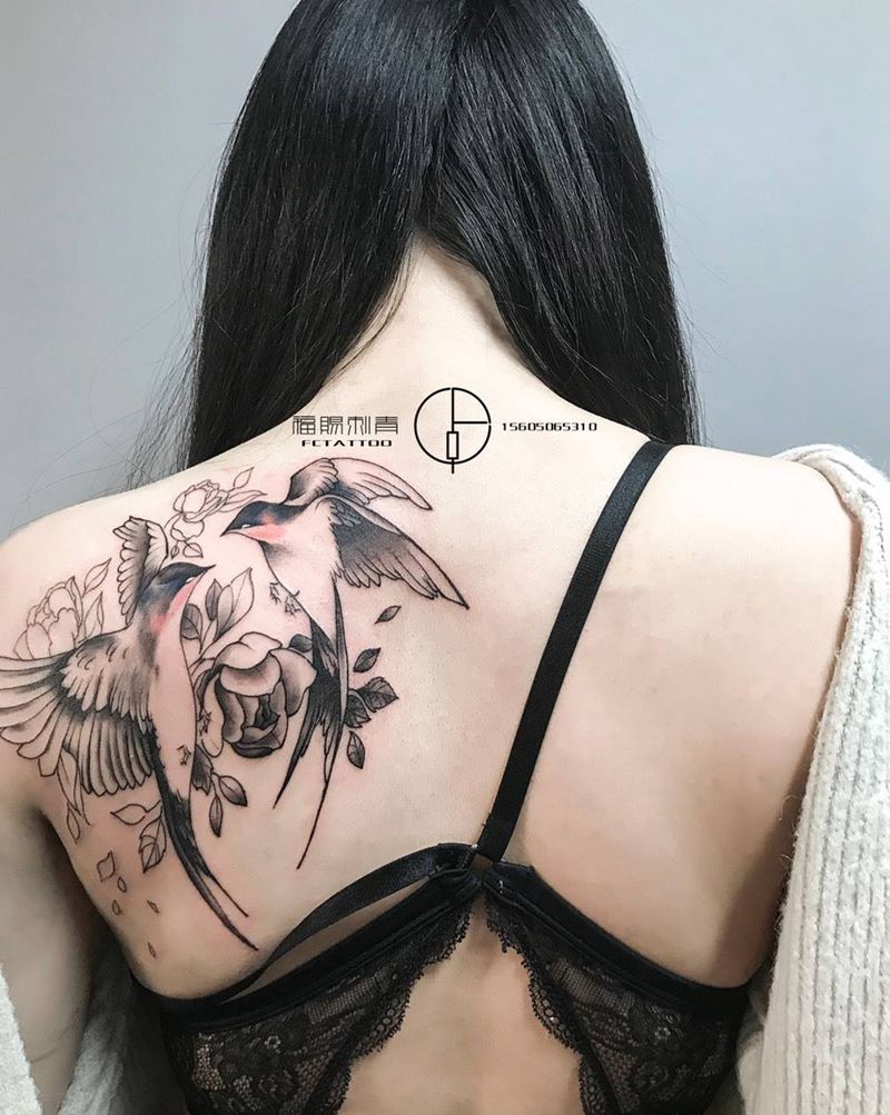 一对燕子纹身图片