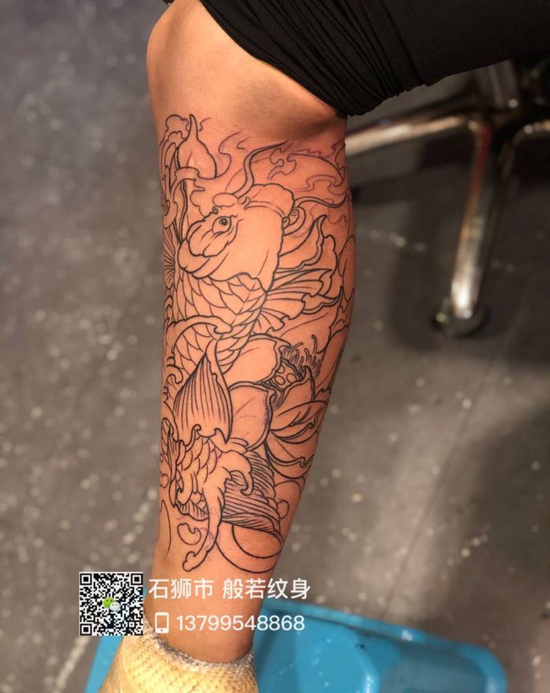 鲤鱼线条纹身图片