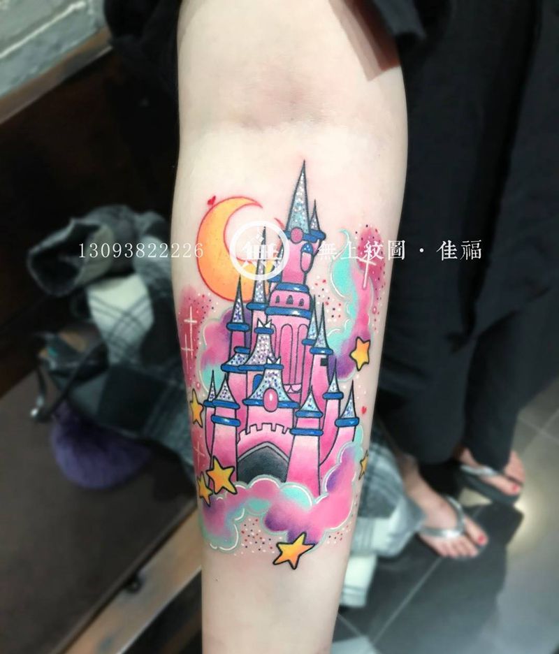 彩色城堡纹身图片