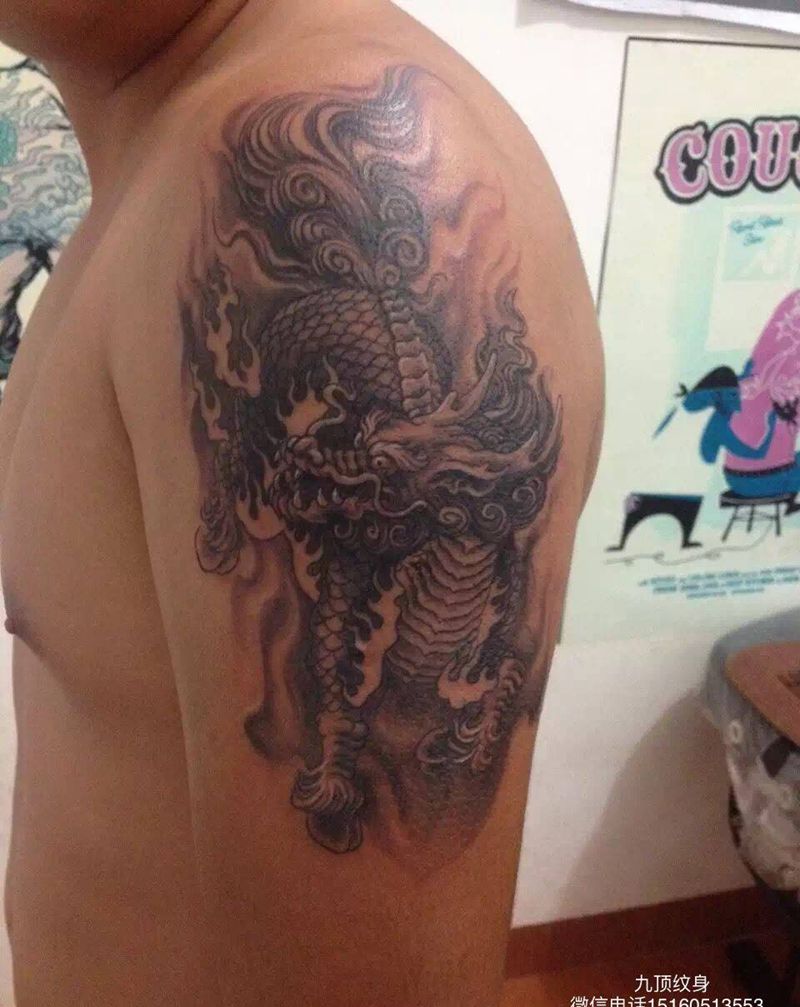 七林纹身图片_成品肩部传统动物鬼神纹身图案