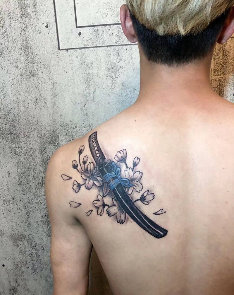 遮盖作品，剑，匕首纹身图片