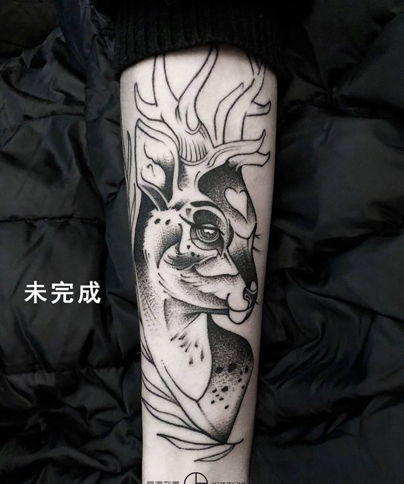 麋鹿未完成纹身图片