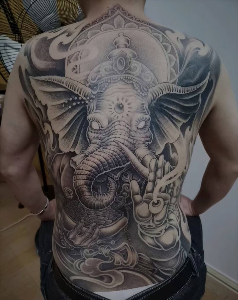 象神纹身图片_背部新传统纹身图案