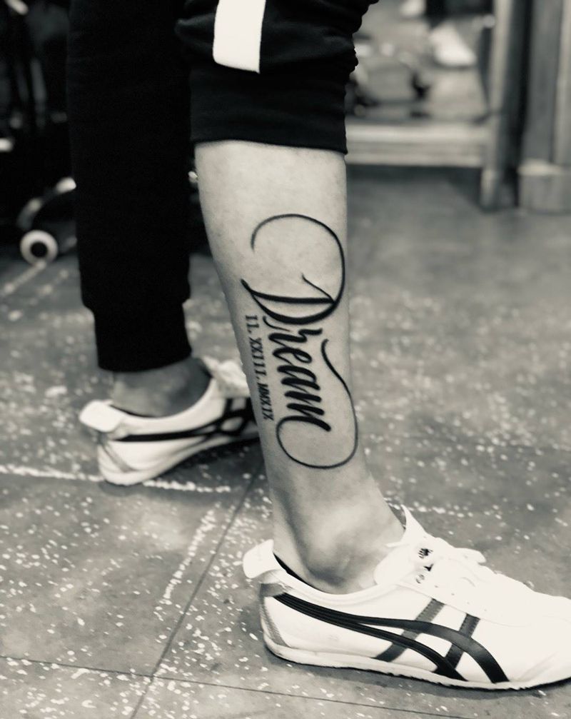 花体英文字母纹身图片_脚部纹身图案