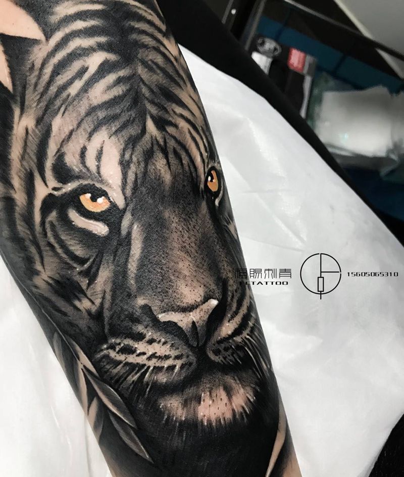 写实老虎纹身图片