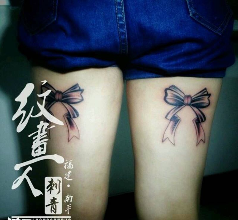 蝴蝶结纹身图片_臀部欧美清新静物成品纹身图案