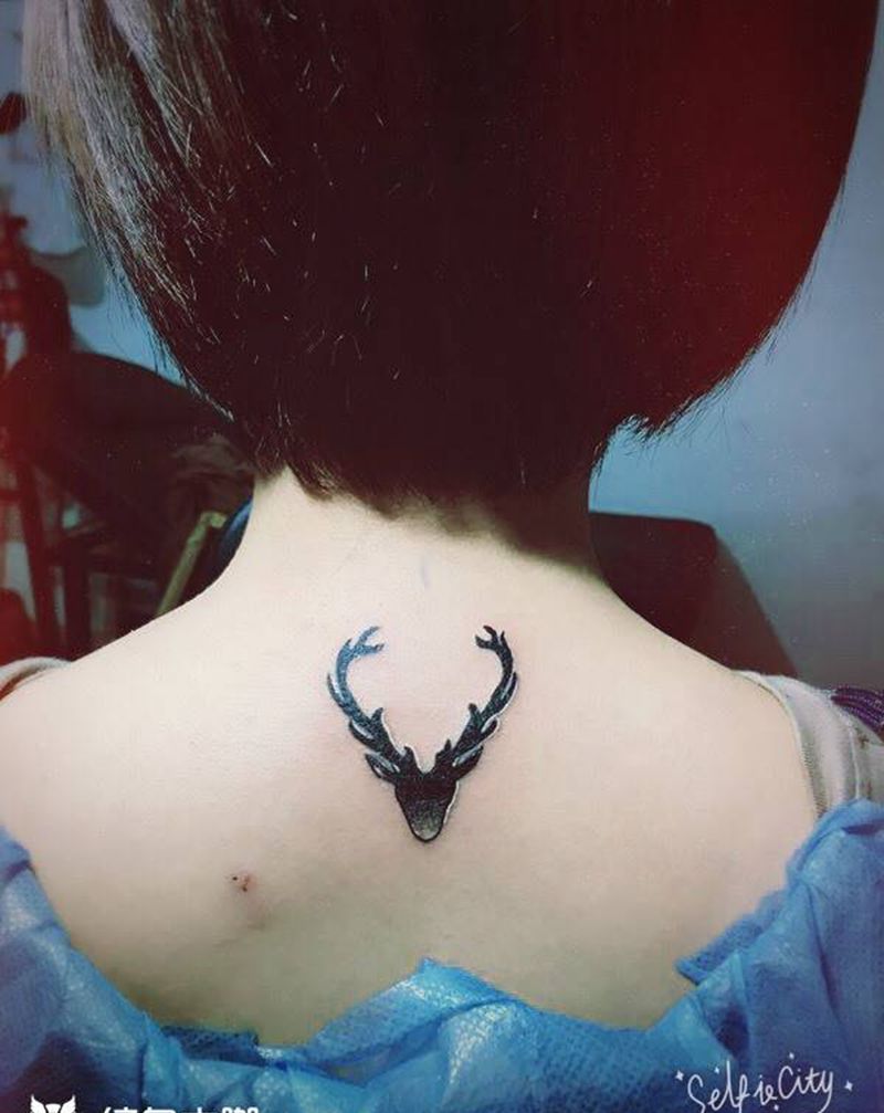 小鹿666纹身图片