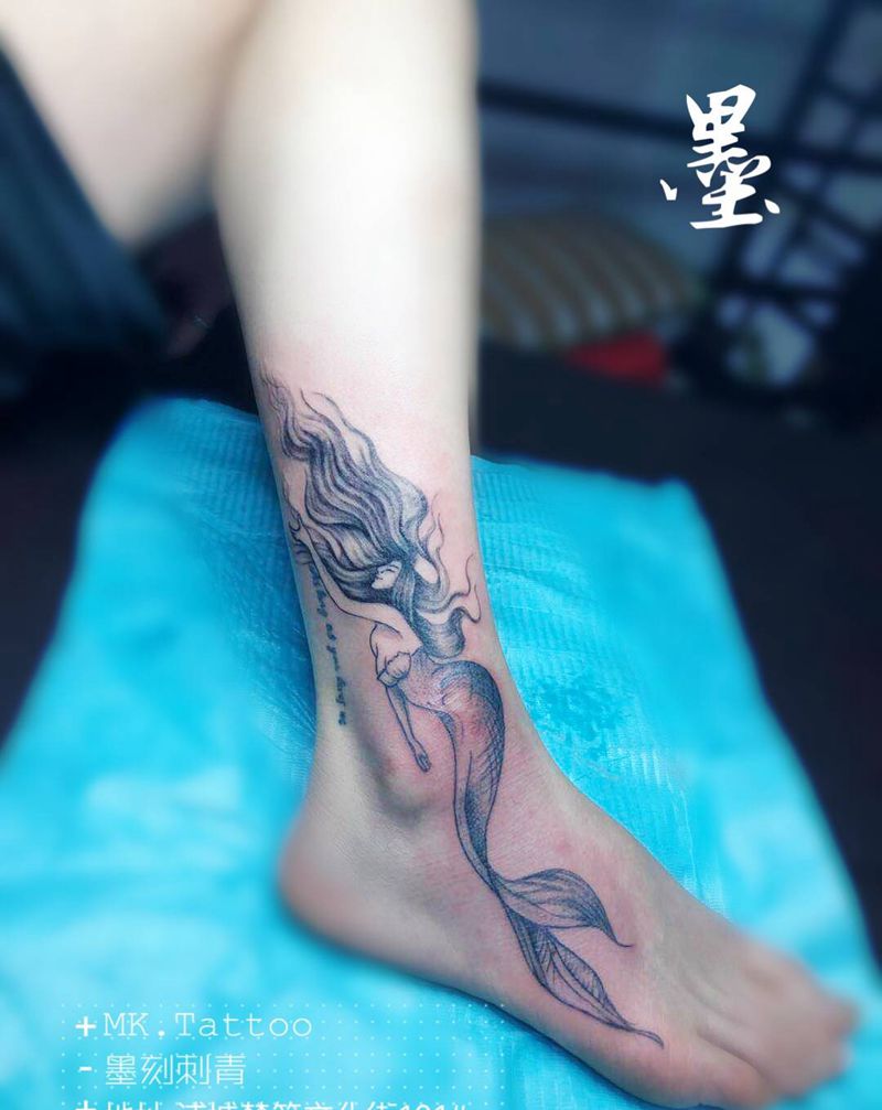 美人鱼，盖疤纹身图片_脚部纹身图案