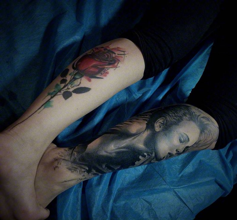 思绪纹身图片_成品腿部欧美写实肖像人物纹身图案