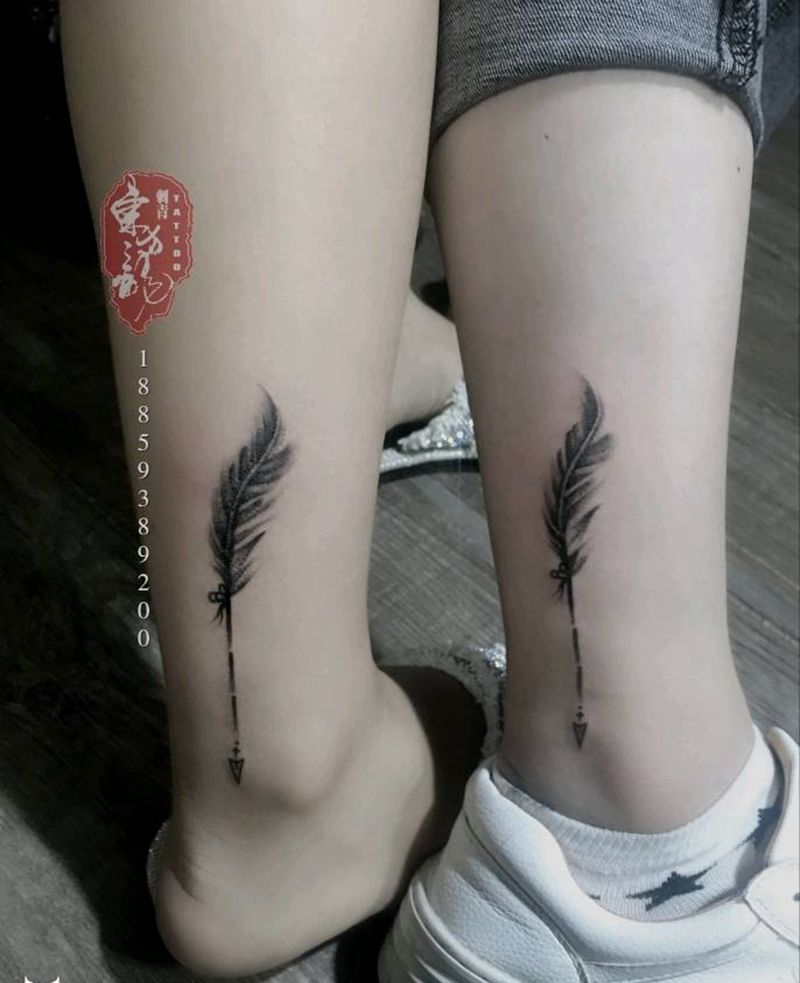 羽毛纹身纹身图片_腿部羽毛闺蜜纹身图案