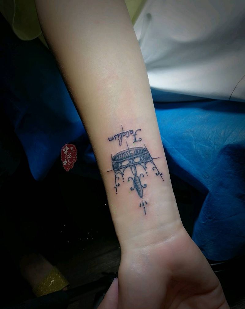 皇冠Tattoo纹身图片_手臂纹身图案