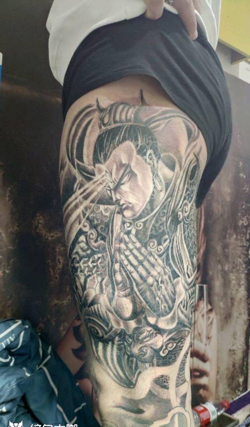 二郎神纹身图片_腿部纹身图案