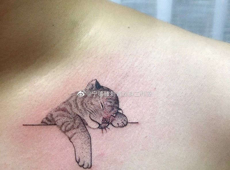 小老虎纹身图片