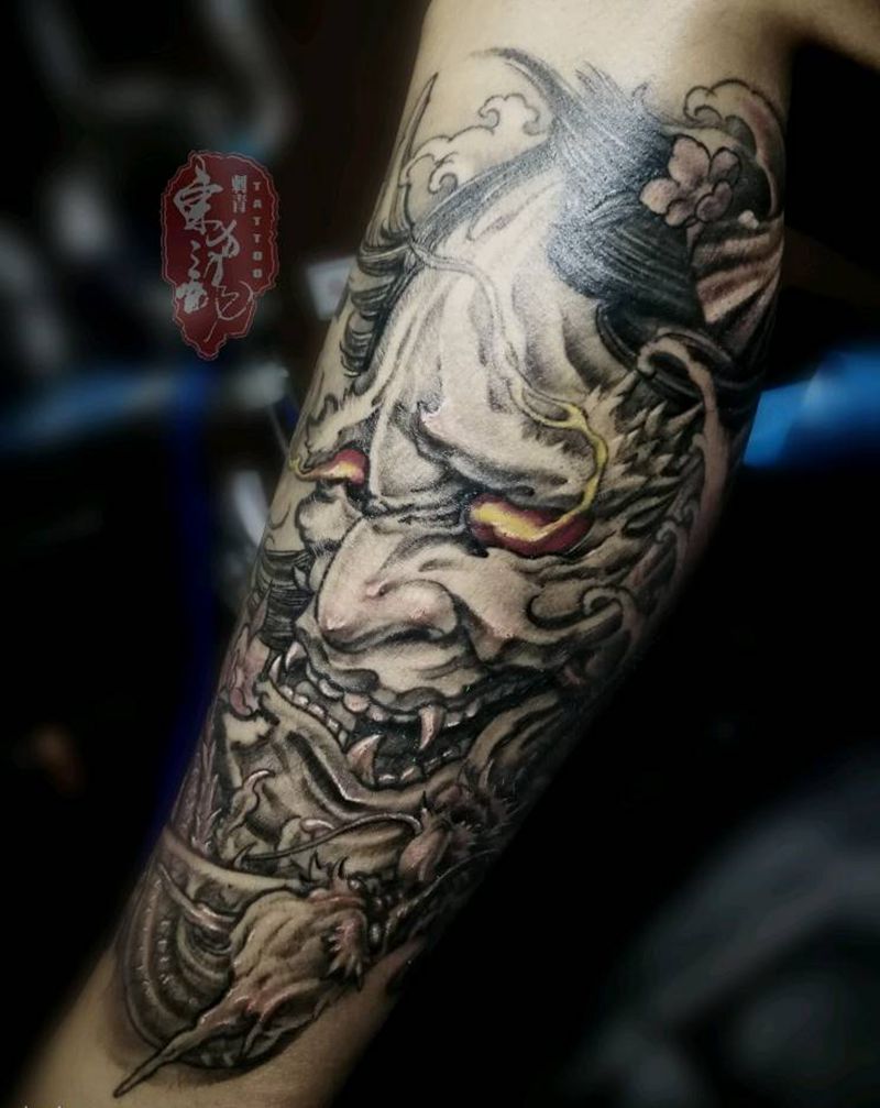 般若纹身图片_腿部般若纹身图案