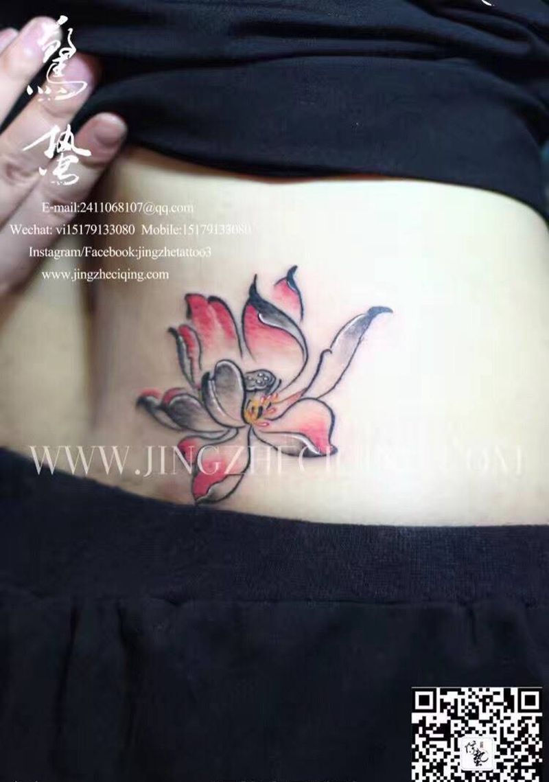 莲花纹身图片