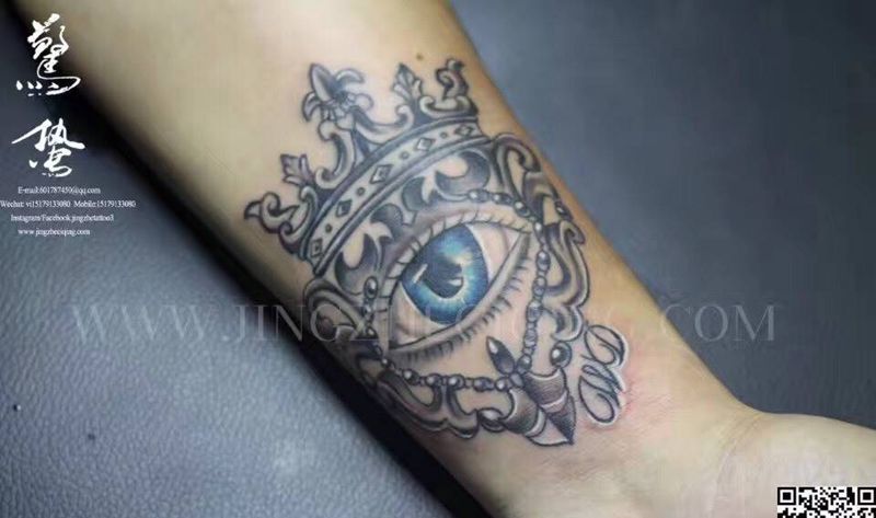 皇冠眼睛纹身图片