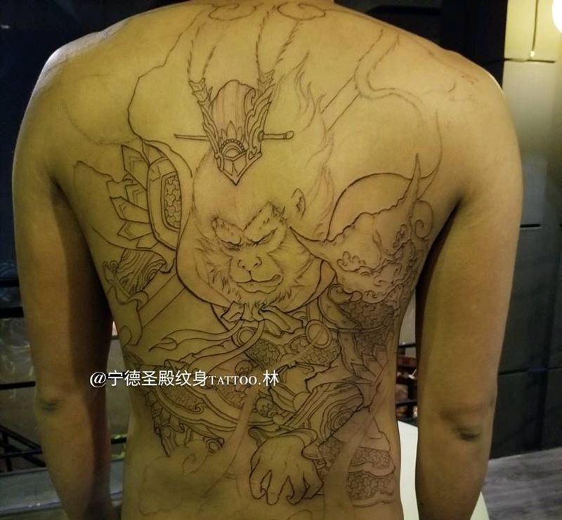 腾云驾雾线条完成纹身图片