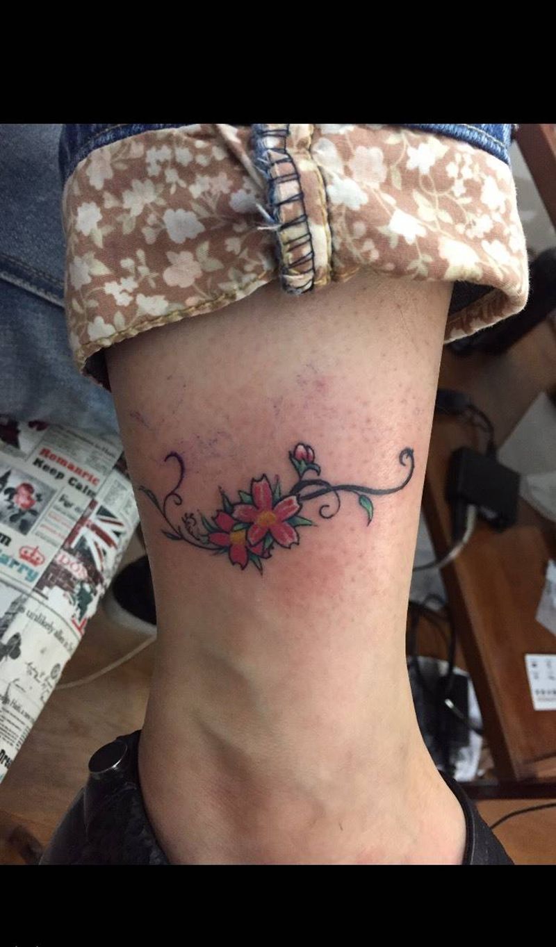 图腾樱花纹身图片