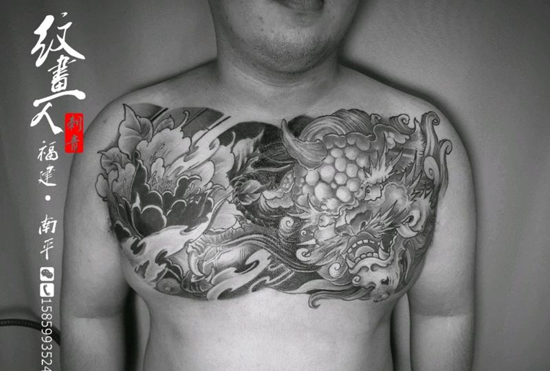 花胸唐狮牡丹纹身图片_胸部新传统纹身图案