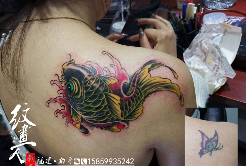 鲤鱼纹身图片_背部肩部新传统鱼 遮盖纹身图案