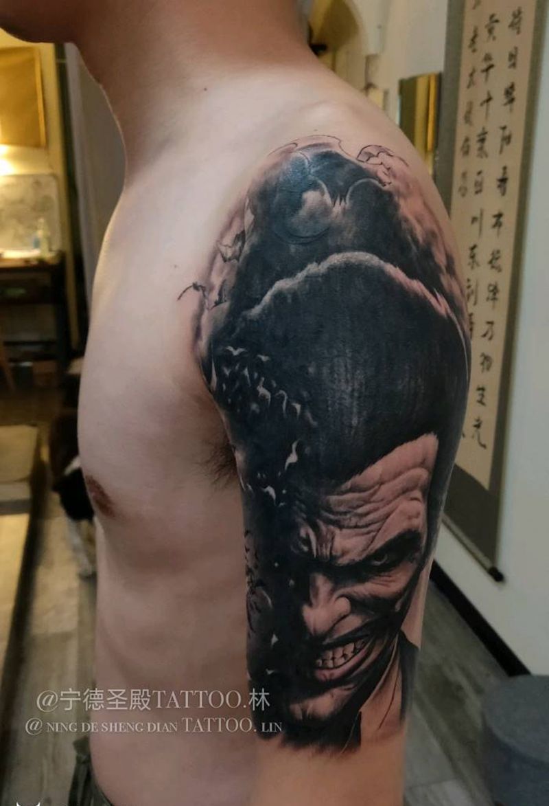 盖了它纹身图片_手臂欧美写实纹身图案