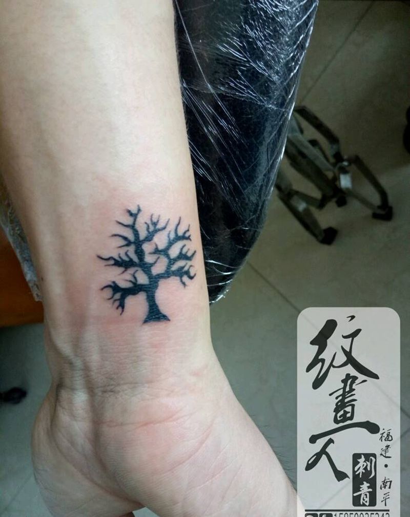 小清新树纹身图片