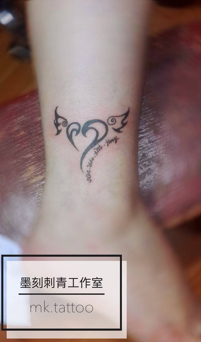 脚踝小图纹身图片