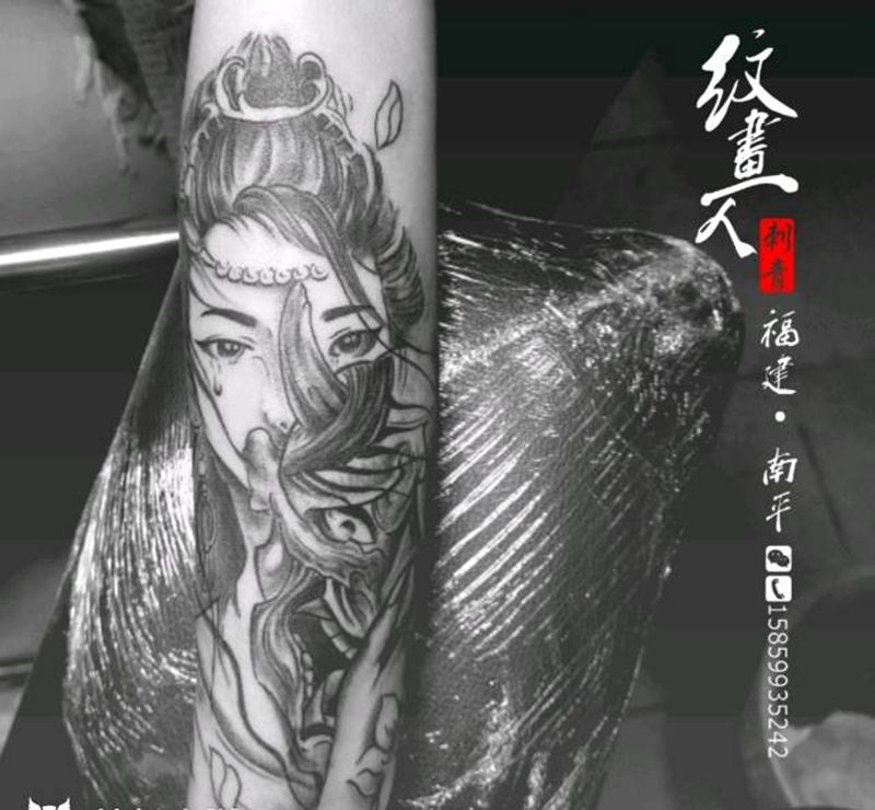 艺伎纹身图片_手臂新传统纹身图案