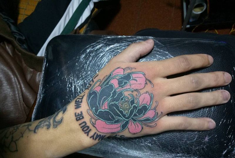 掌面纹身图片